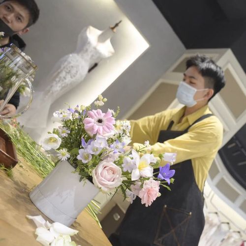 花艺师北京工资待遇如何? 花艺师北京工资待遇如何啊!